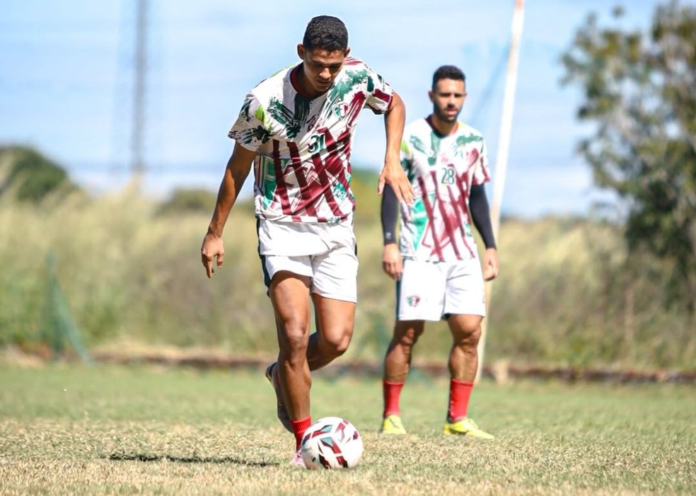 João Vitor, atacante do Fluminense-PI — jejum de gols