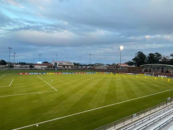 PRIVACIDADE GARANTIDA! Flamengo inicia pré-temporada em Gainesville com estrutura de alto nível!