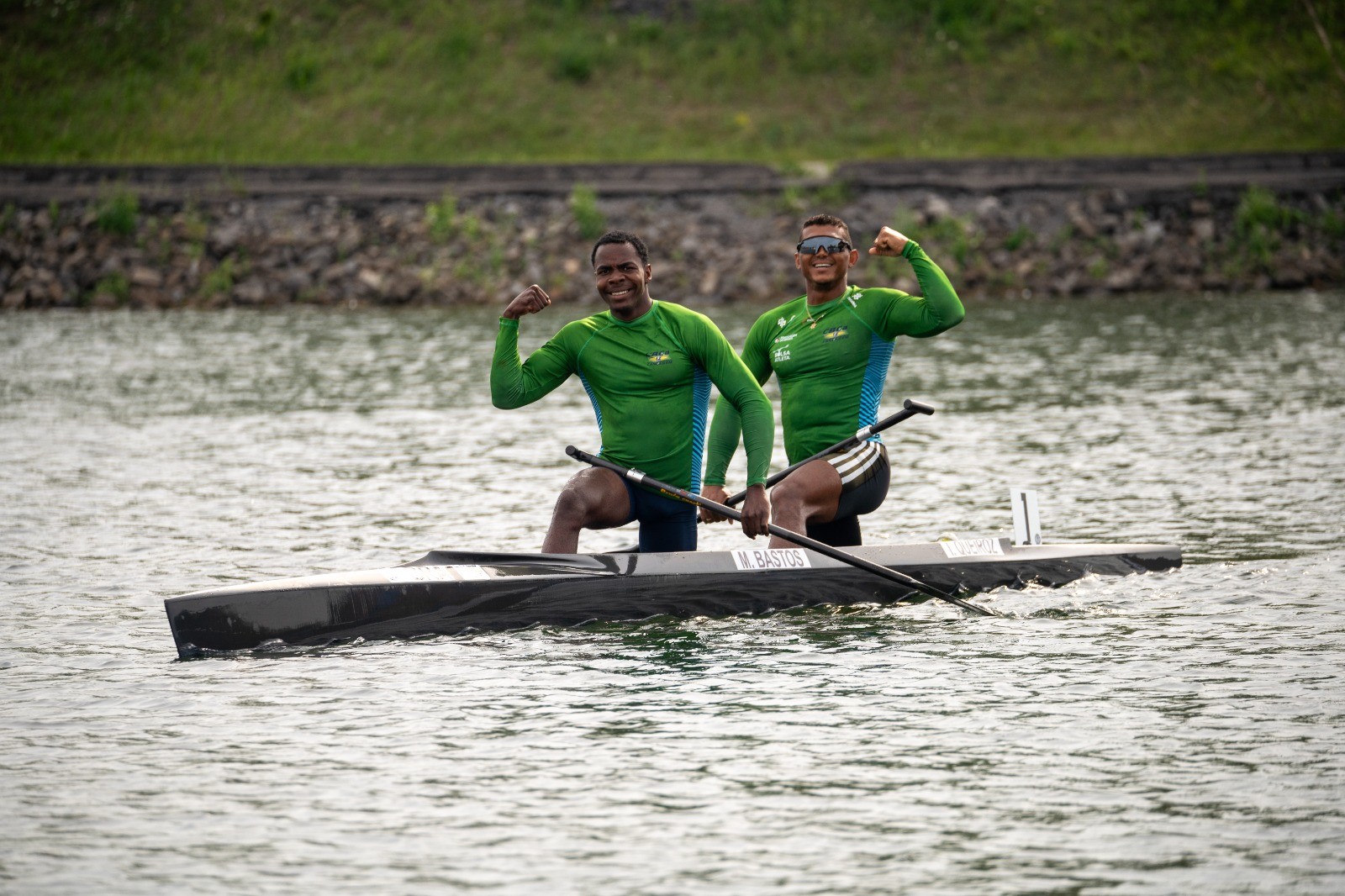 Isaquias Queiroz fecha Pan-Americano de canoagem com três ouros