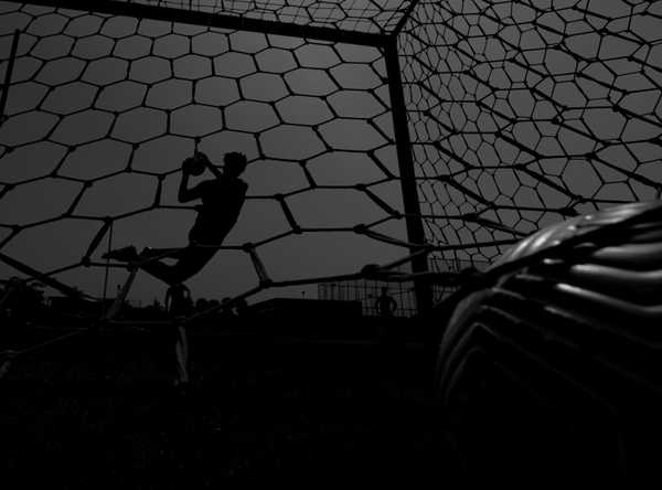 Corinthians encerra busca por sucessor de Cássio com compra de Hugo Souza