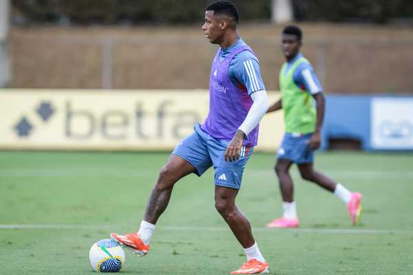 Cruzeiro sem Arthur Gomes em jogo contra o Cuiabá; provável escalação revelada