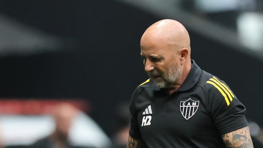 Atlético-MG define logística especial para jogo na altitude