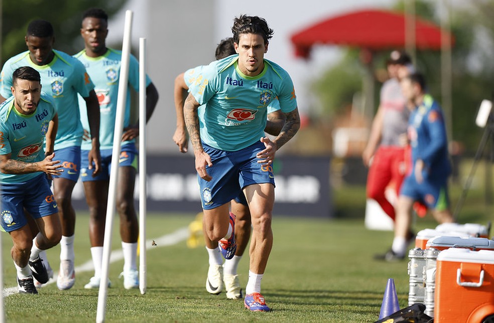 Pedro se lesionou em treino da Seleção — Foto: Rafael Ribeiro / CBF