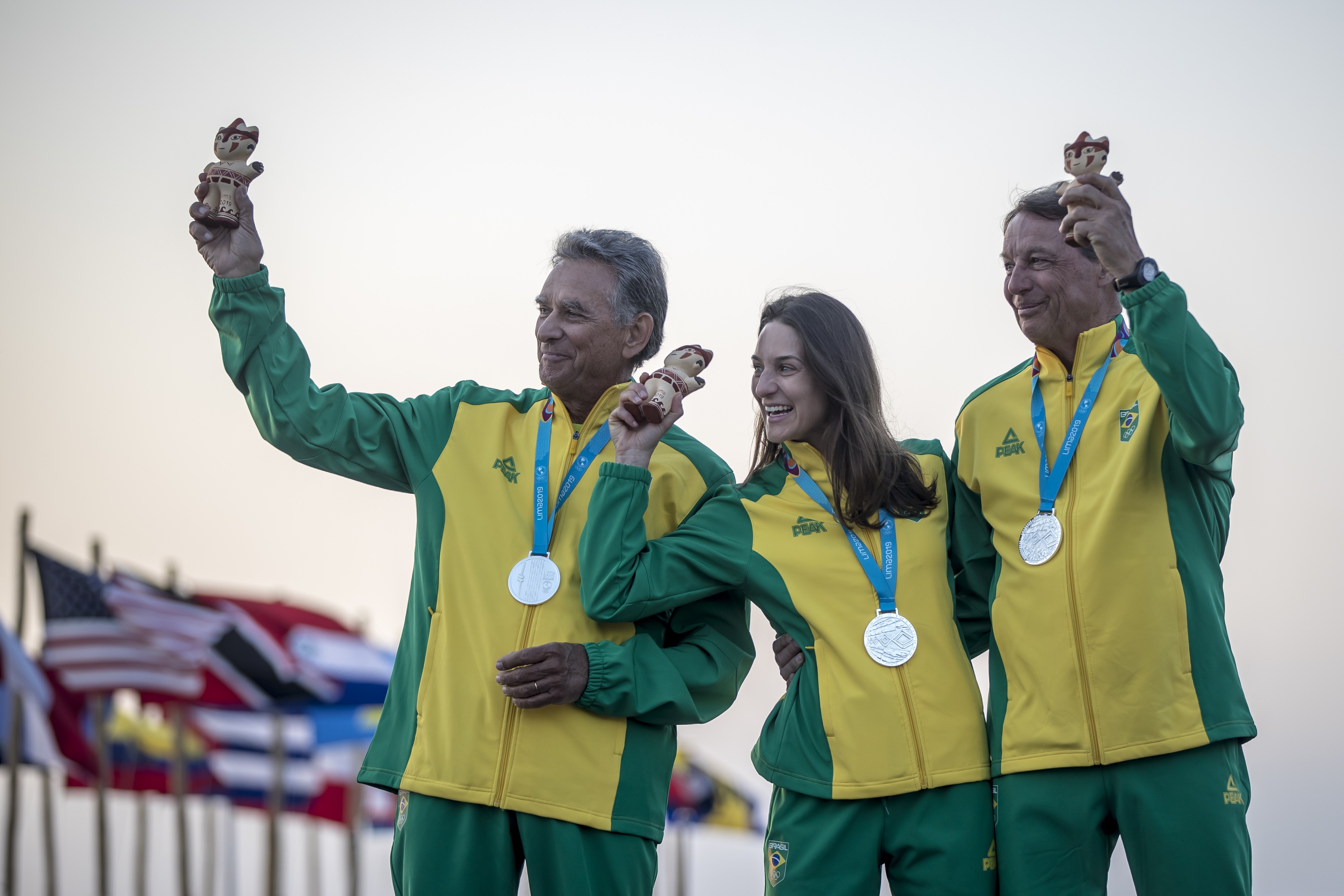 Após 10ª medalha em 10 Pans, velejador de 68 anos não descarta mais uma ...