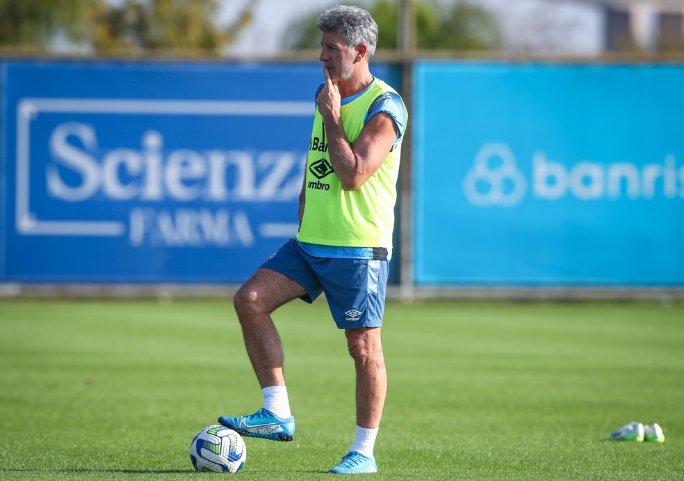 Renato Portaluppi em treino do Grêmio — Foto: Lucas Uebel/Grêmio