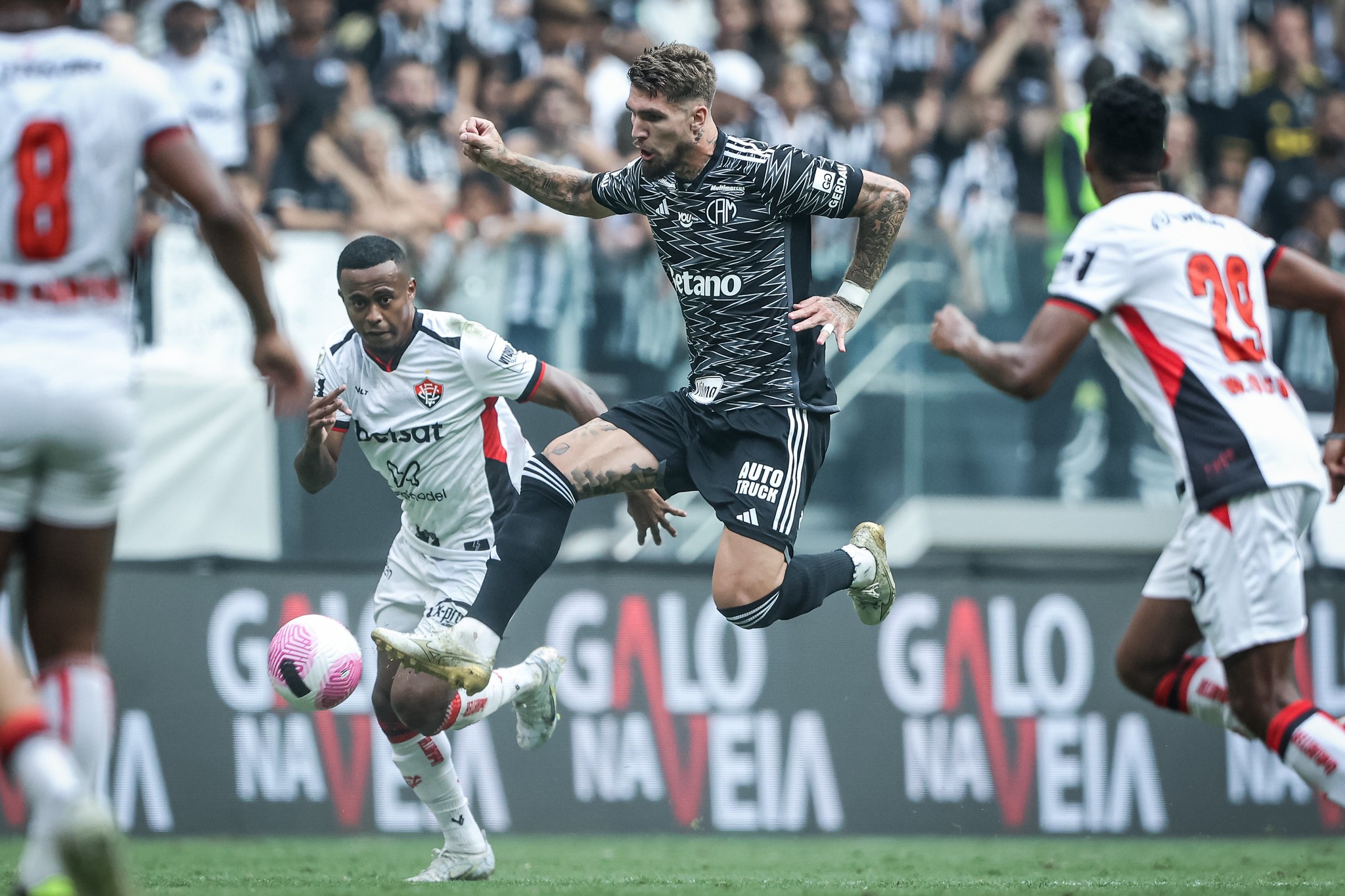 Atlético-MG 2 x 2 Vitória: assista aos gols e melhores momentos do jogo ...