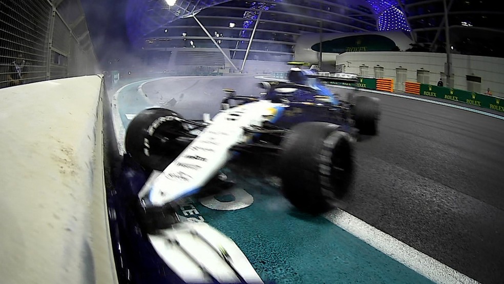 Batida de Nicholas Latifi no GP de Abu Dhabi de 2021