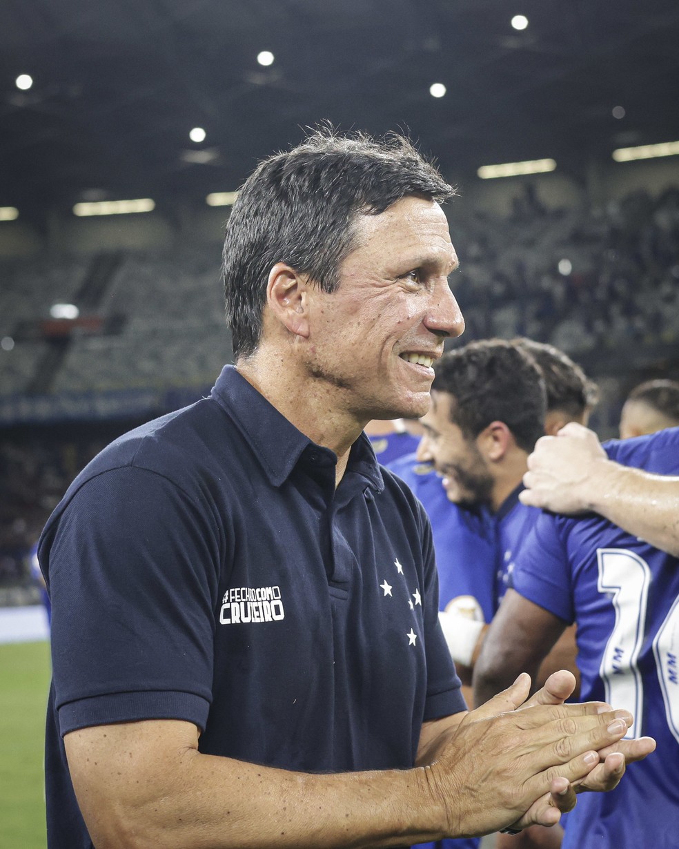 Zé Ricardo completa dois meses de trabalho no Cruzeiro — Foto: Staff Images