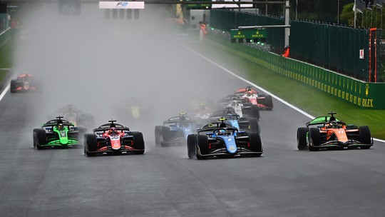 Zak O'Sullivan vence a "confusa" corrida sprint na etapa da Bélgica da F2