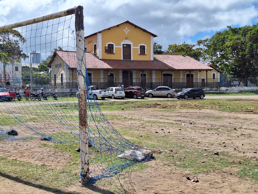 Campo do Santos da Estação Velha, um dos palcos da Copa Campina Grande Futebol Amador — Foto: Pedro Pereira / ge Paraíba