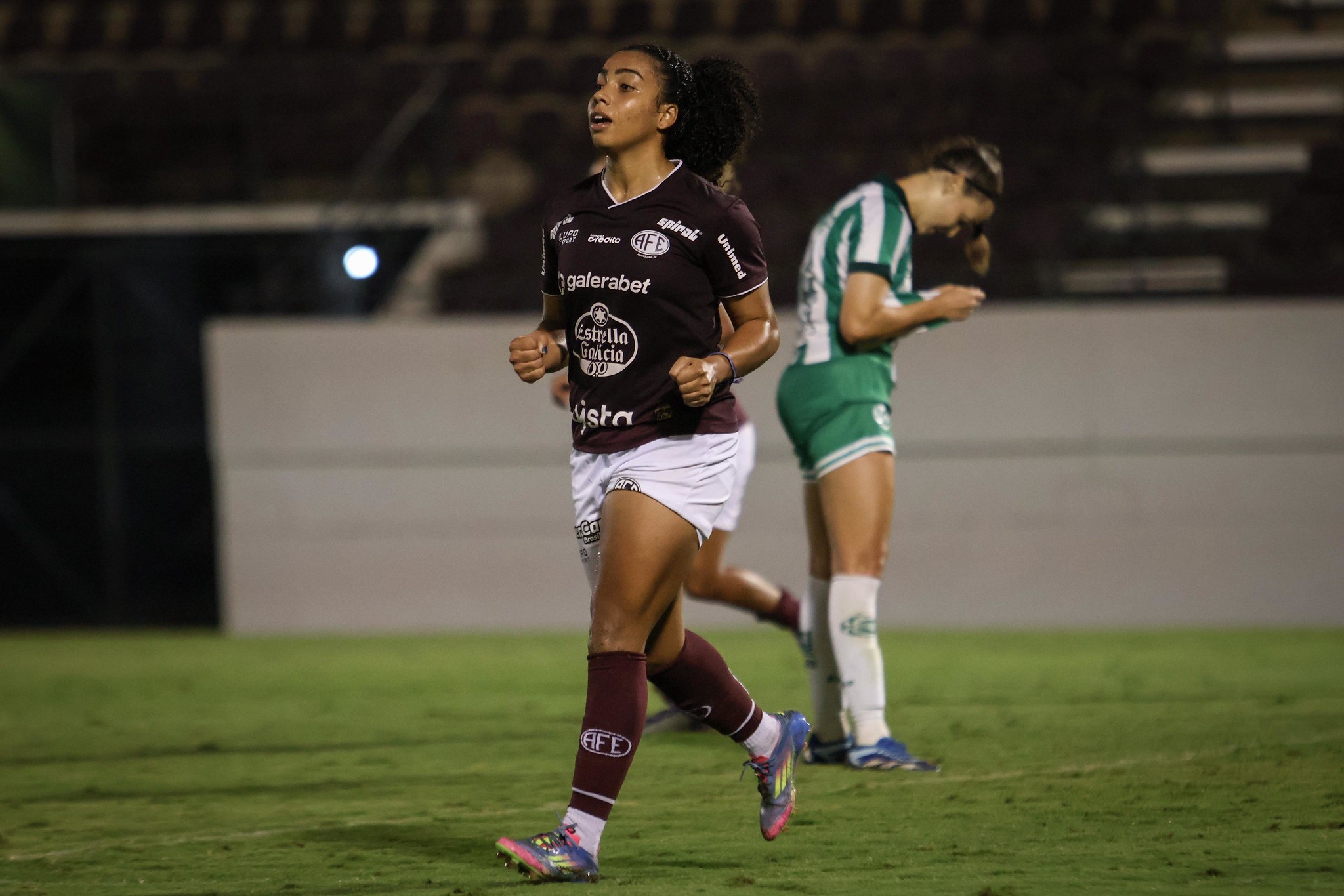 Nat Vendito vê Ferroviária mais madura e projeta jogo de detalhes contra Corinthians
