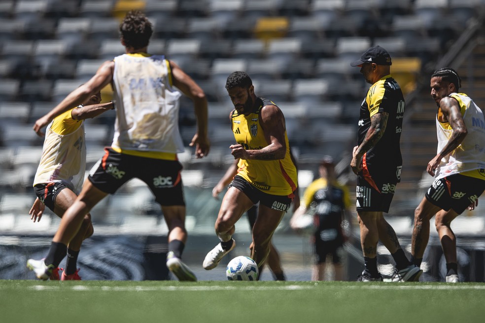 Artilheiro do Atlético-MG, Hulk oscila pós-Mineiro e marca 77,7% dos gols em lances de bola parada