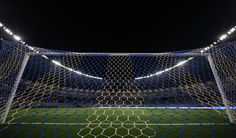 Cruzeiro e Corinthians iniciam disputa por vaga na final da Copa do Brasil no Mineirão