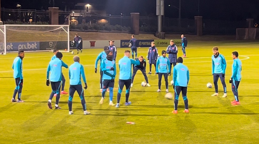 Jogadores do Flamengo em treino nos Estados Unidos — Foto: Emanuelle Ribeiro