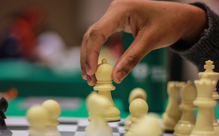Aulas gratuitas de xadrez têm inscrições abertas para crianças e  adolescentes