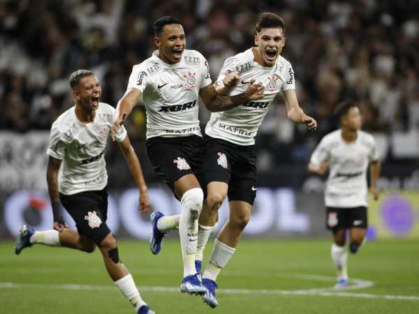 Entenda como o Corinthians planeja usar jogadores destaques da Copinha no profissional