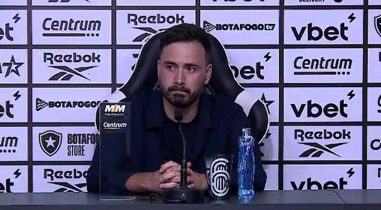 Rivais em campo, gringos de Botafogo, Flamengo e Vasco curtem juntos aniversário do filho de Barboza