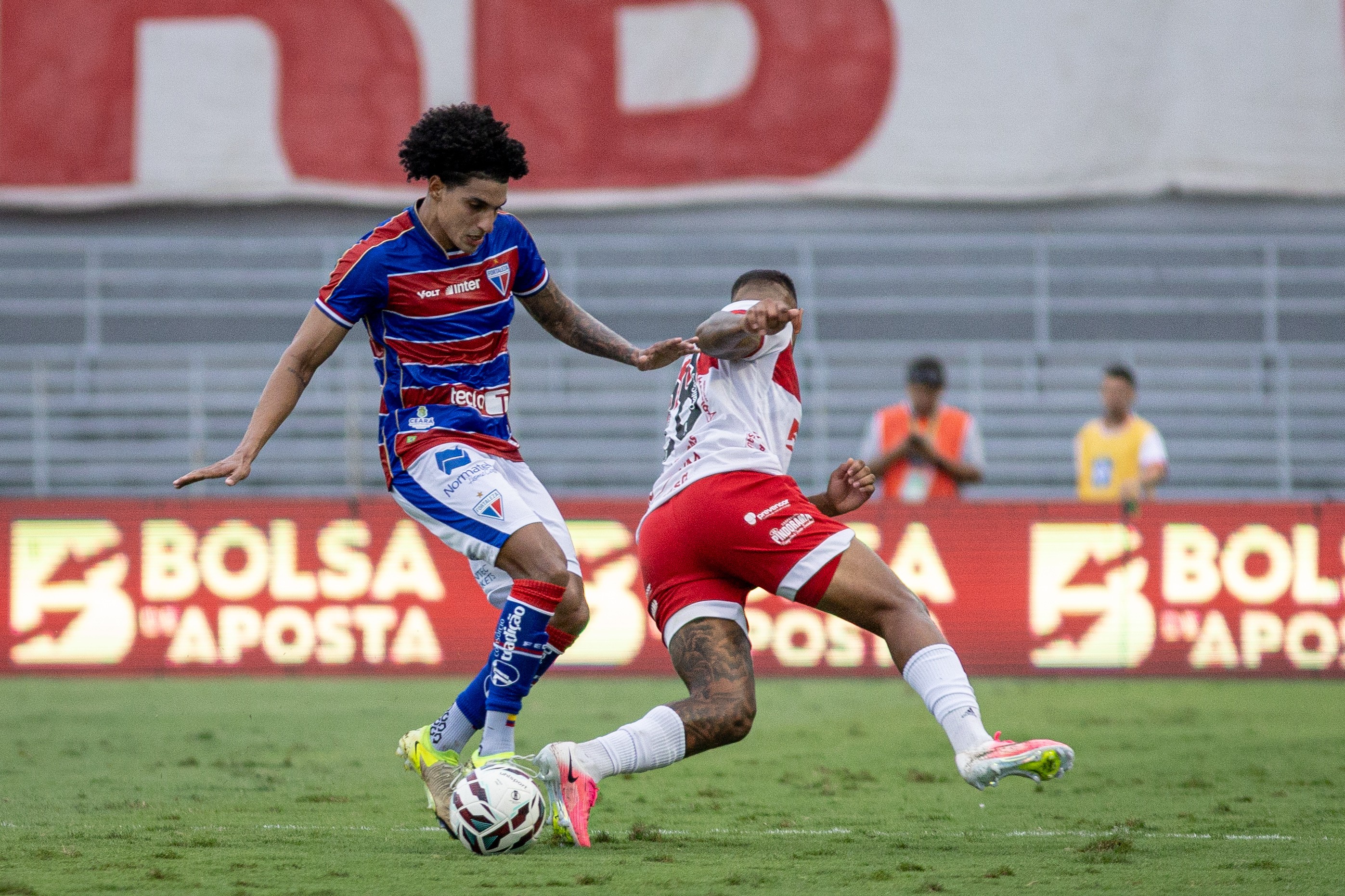 Terceiro melhor ataque, segunda pior defesa... Desafio de Fábio Matias é dar equilíbrio ao CRB