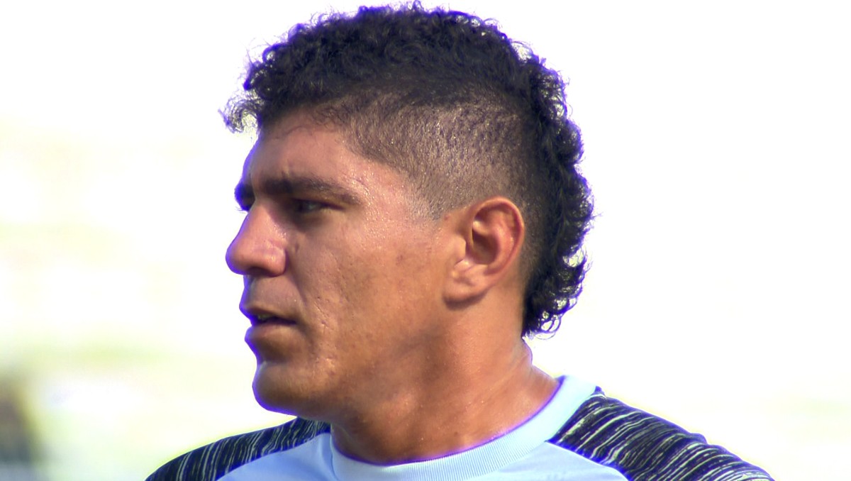 Edson se recupera de problema no tórax, treina normalmente e fica à ...