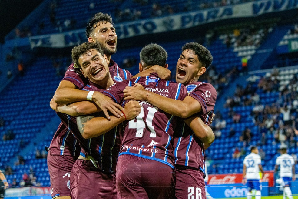 Godoy Cruz está no Grupo D da Sul-Americana ao lado do Grêmio.  — Foto: @ClubGodoyCruz / X / Divulgação