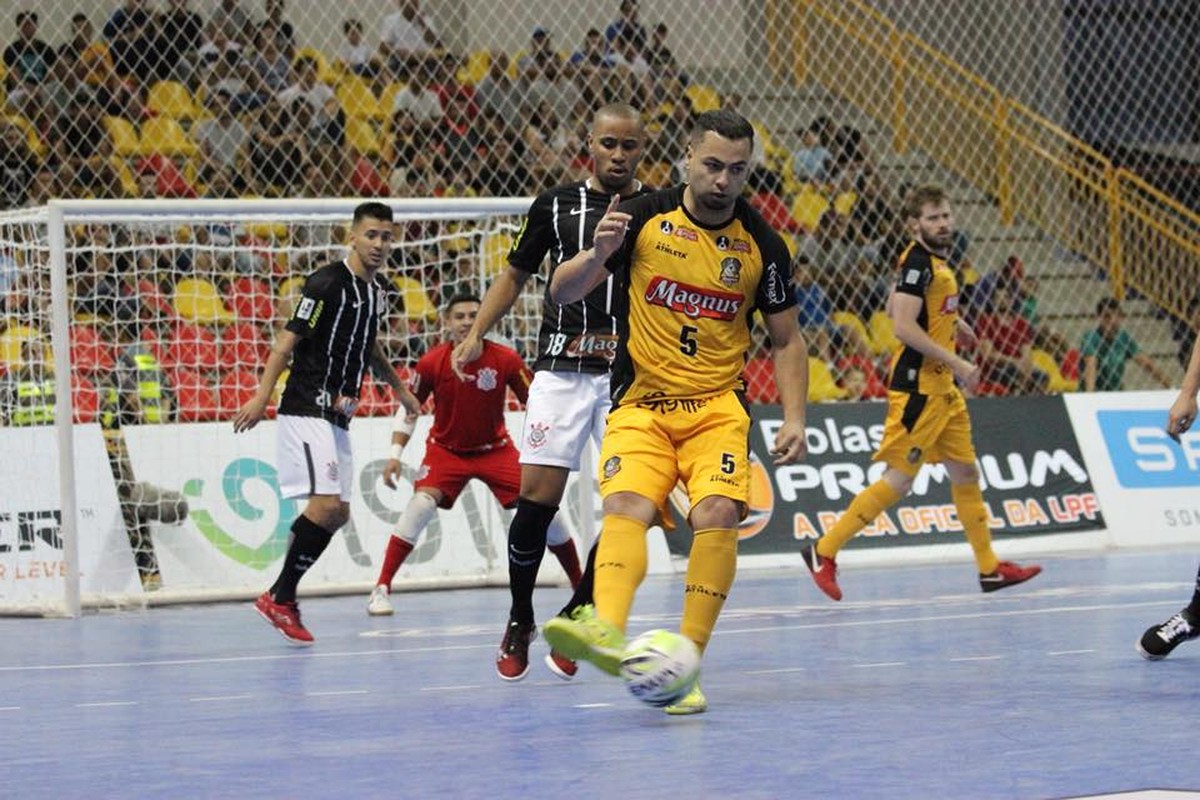 Corinthians e Sorocaba ficam no empate no jogo de ida da decisão