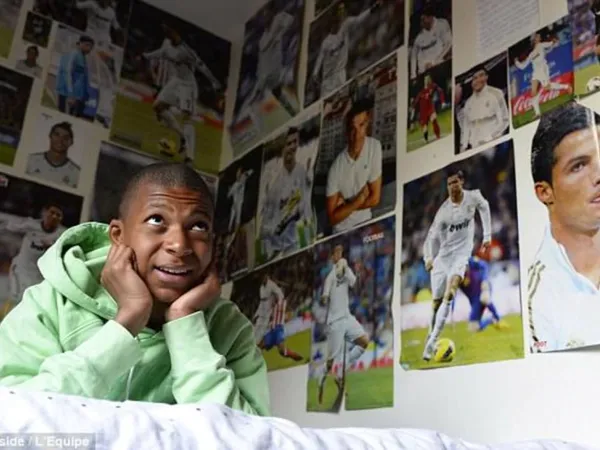Vídeo: Filho de Cristiano Ronaldo marca gol pelo Al-Nassr e imita o pai