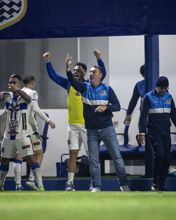 Ex-jogador de Atlético-MG e Corinthians busca consagração como 