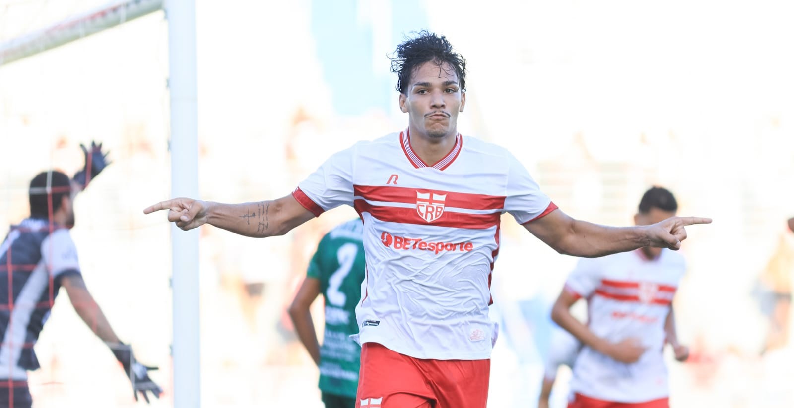 Paysandu negocia contratação do volante Nathan Melo, do CRB
