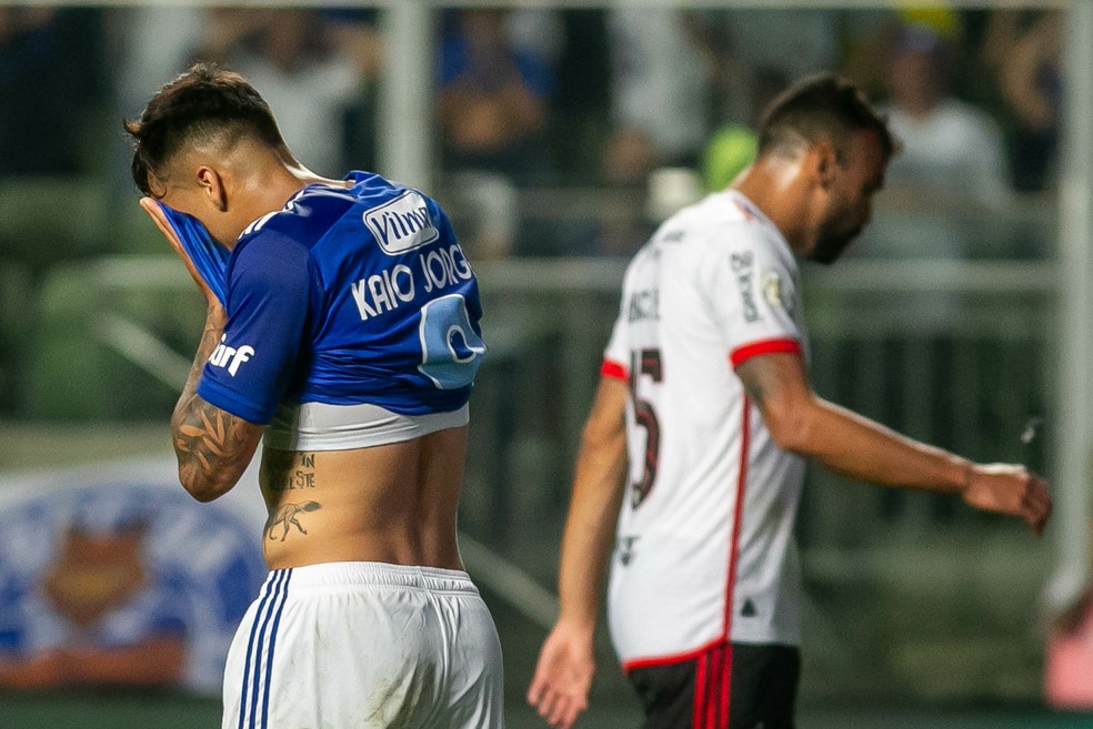 Kaio Jorge, do Cruzeiro, lamenta chance perdida — Foto: Fernando Moreno/AGIF
