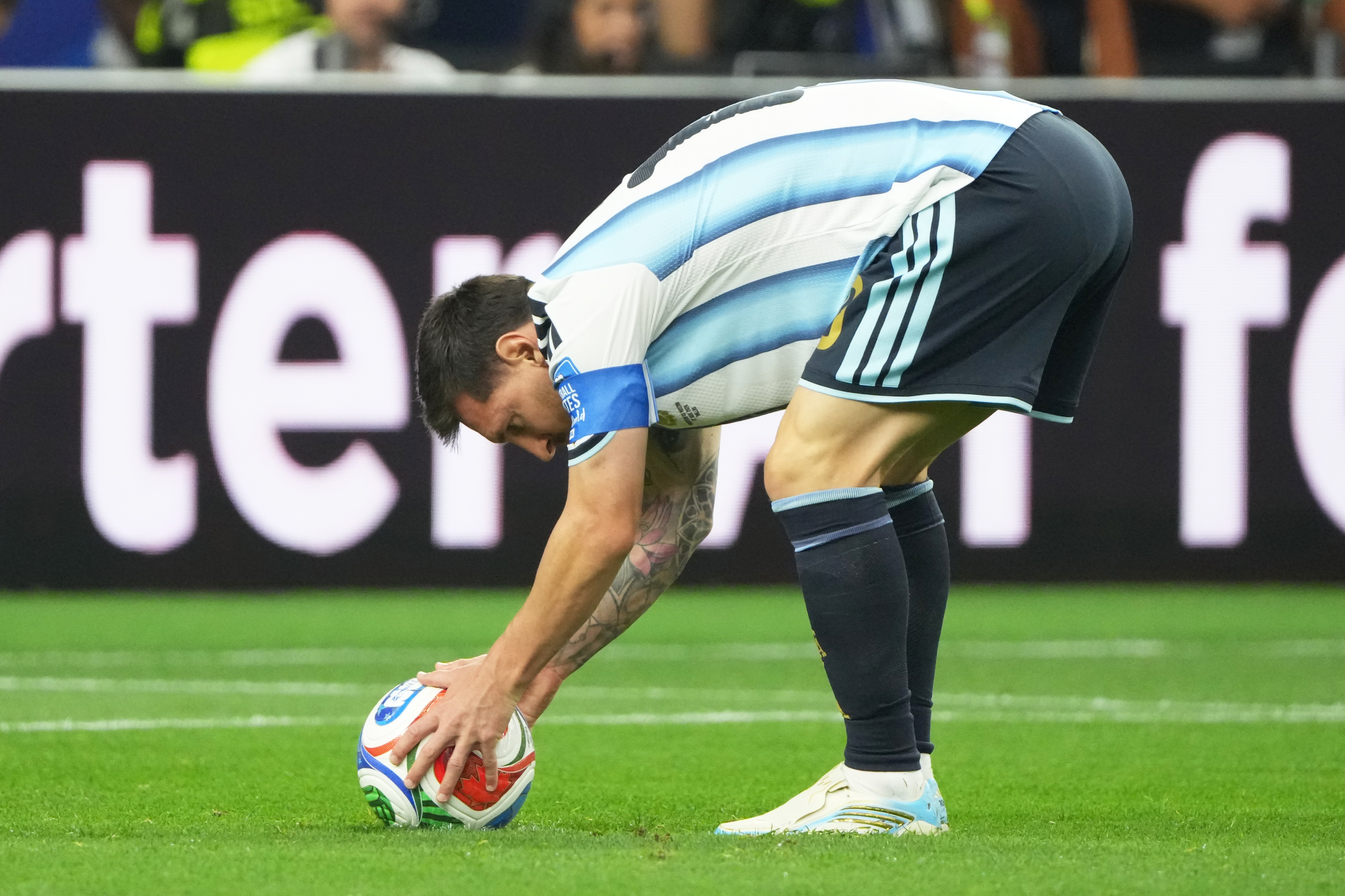 Fifa planeja mudar regra de pênaltis nesta Copa do Mundo, diz jornal