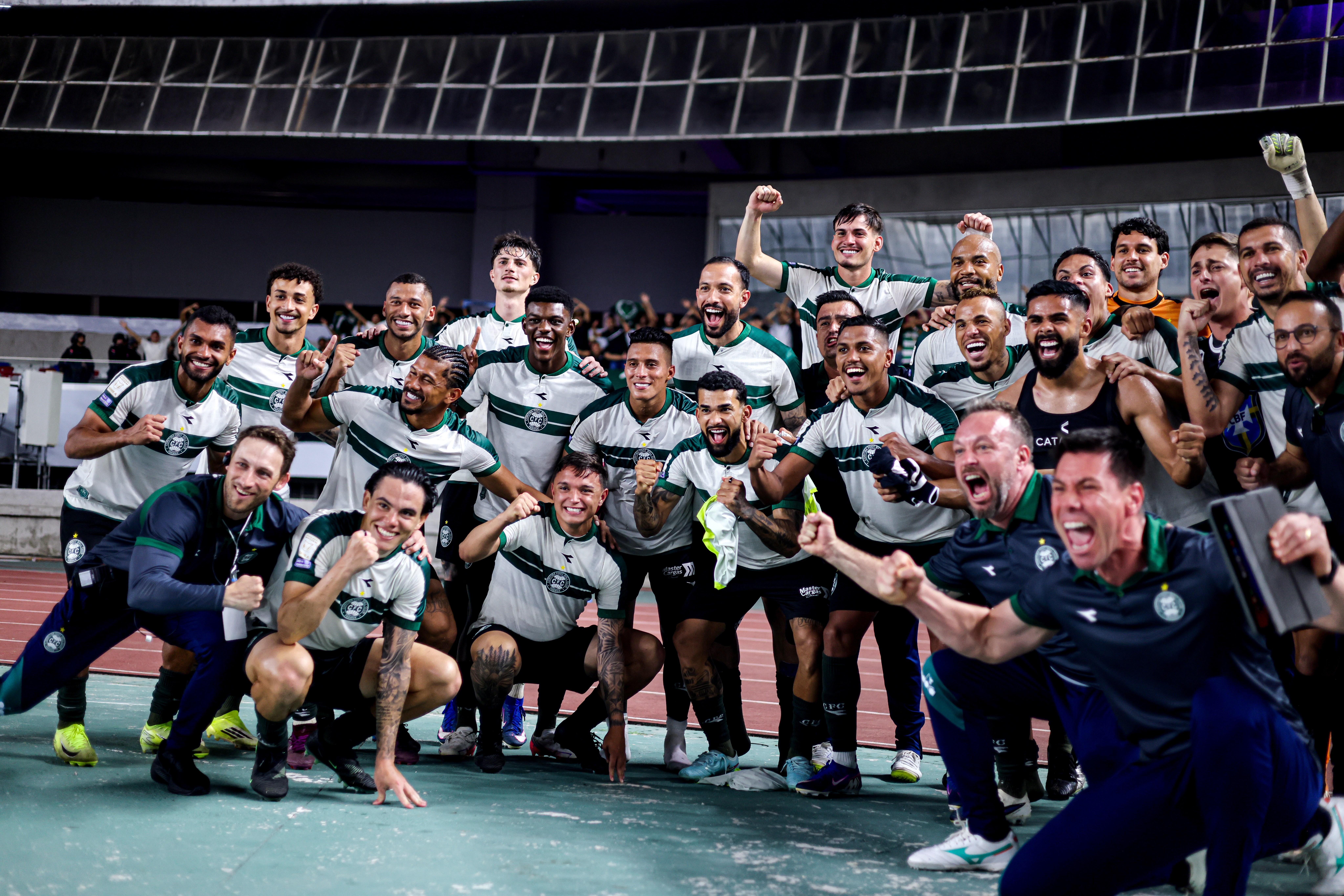 Atuações do Coritiba: Morisco garante com defesas, e Pedro Rocha é decisivo; dê suas notas