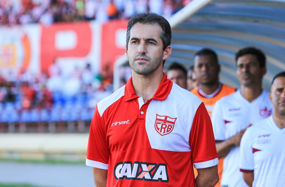 Léo Condé iniciou o ano de 2017 no CRB — Foto: Ailton Cruz / Gazeta de Alagoas