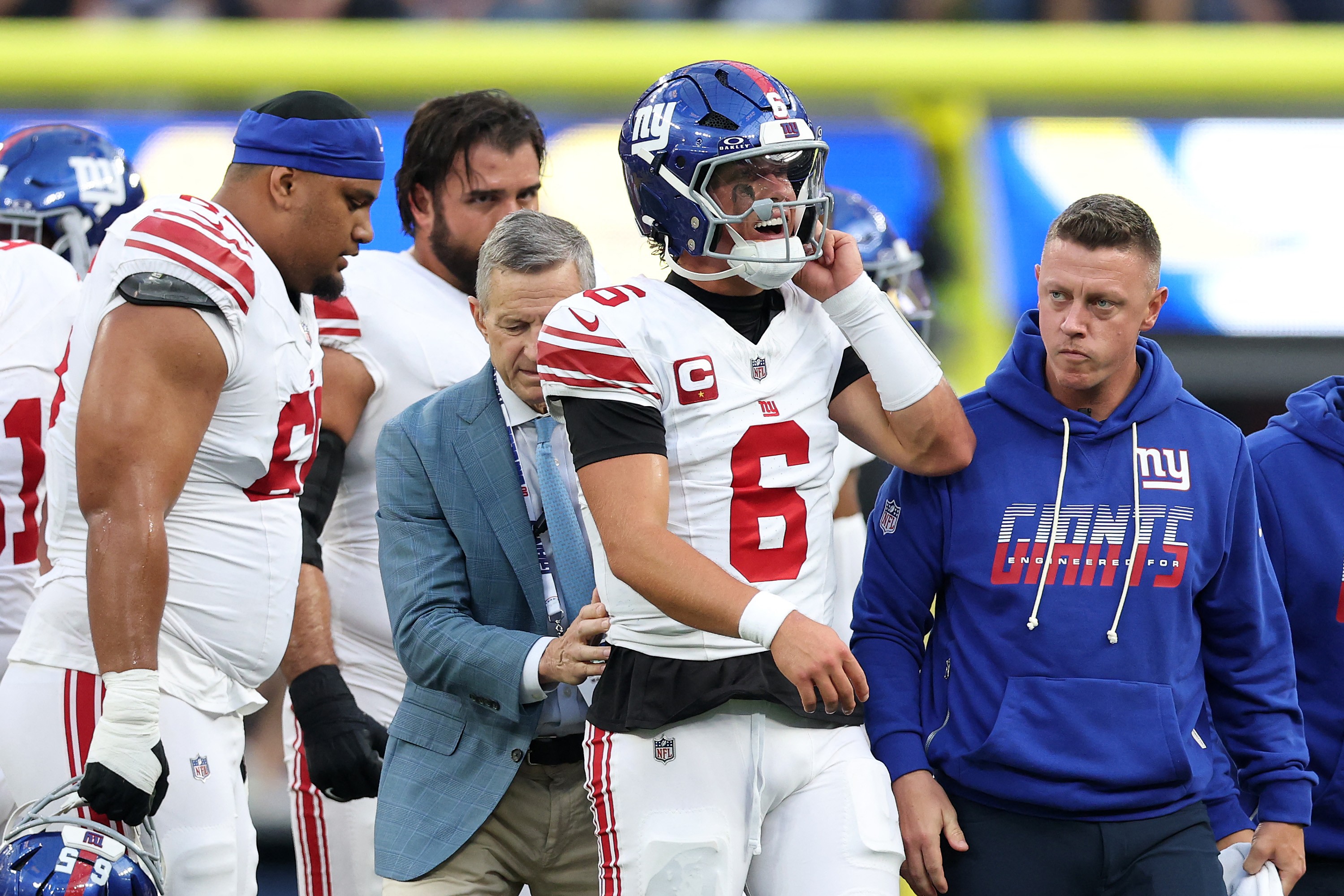 NFL: Quarterback dos Giants vai passar por cirurgia e pode perder restante da temporada