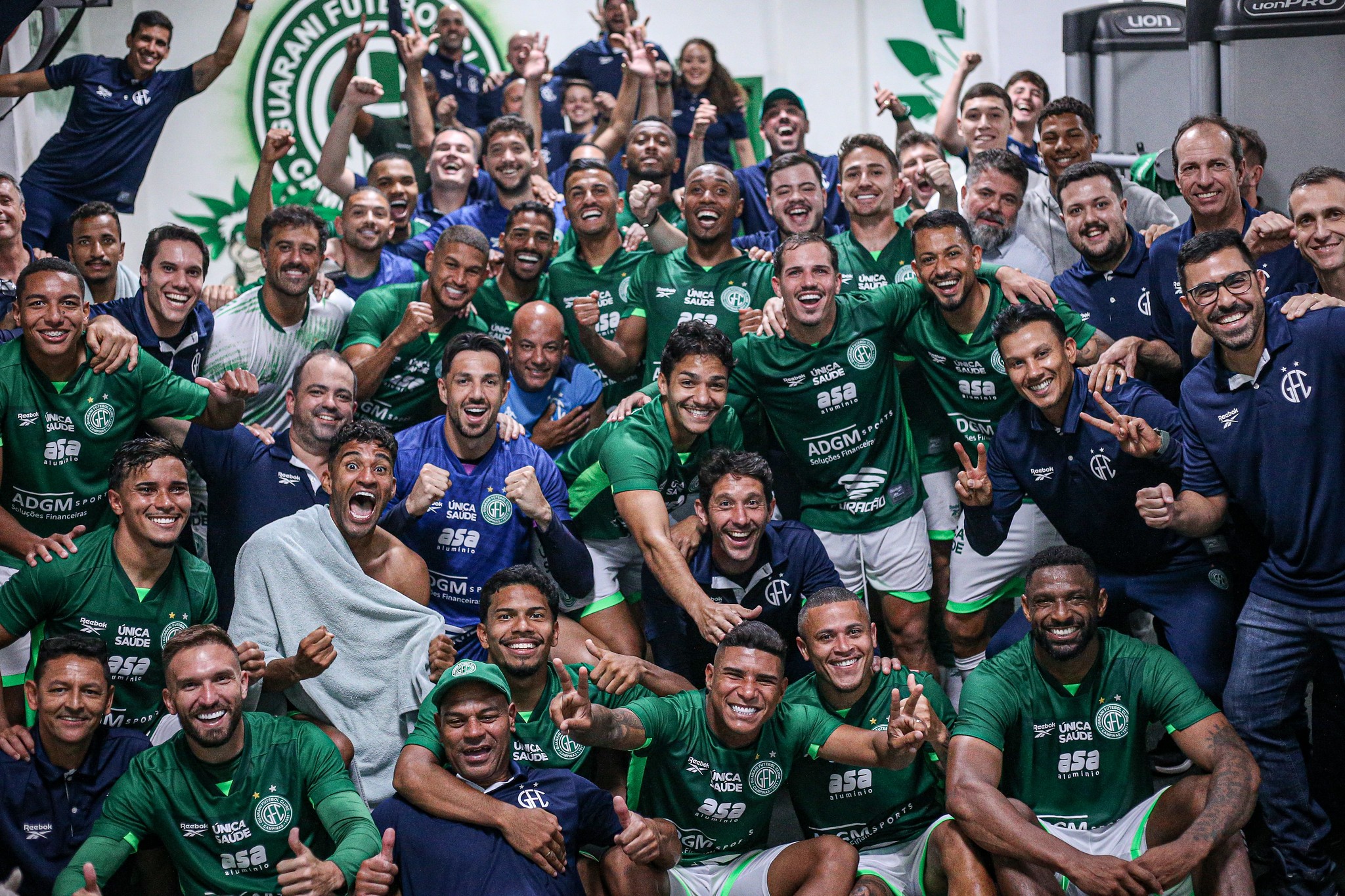 Guarani volta a liderar uma competição depois de três anos e abre vantagem por vaga no G-8