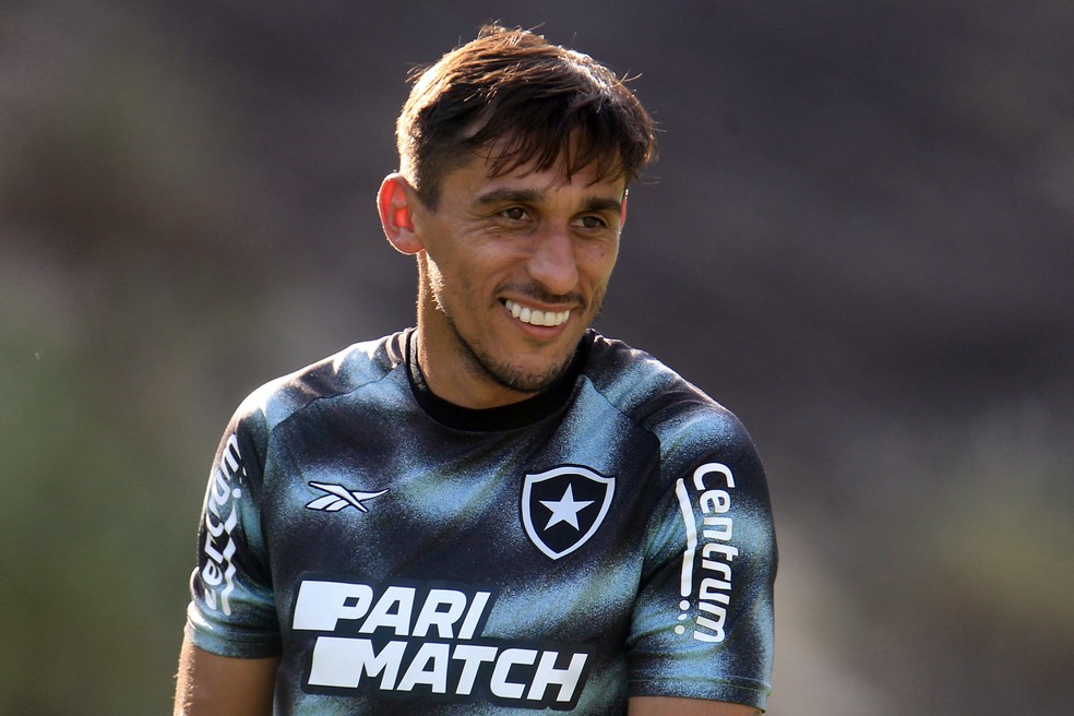 Damián Suarez — Foto: Vítor Silva / Botafogo
