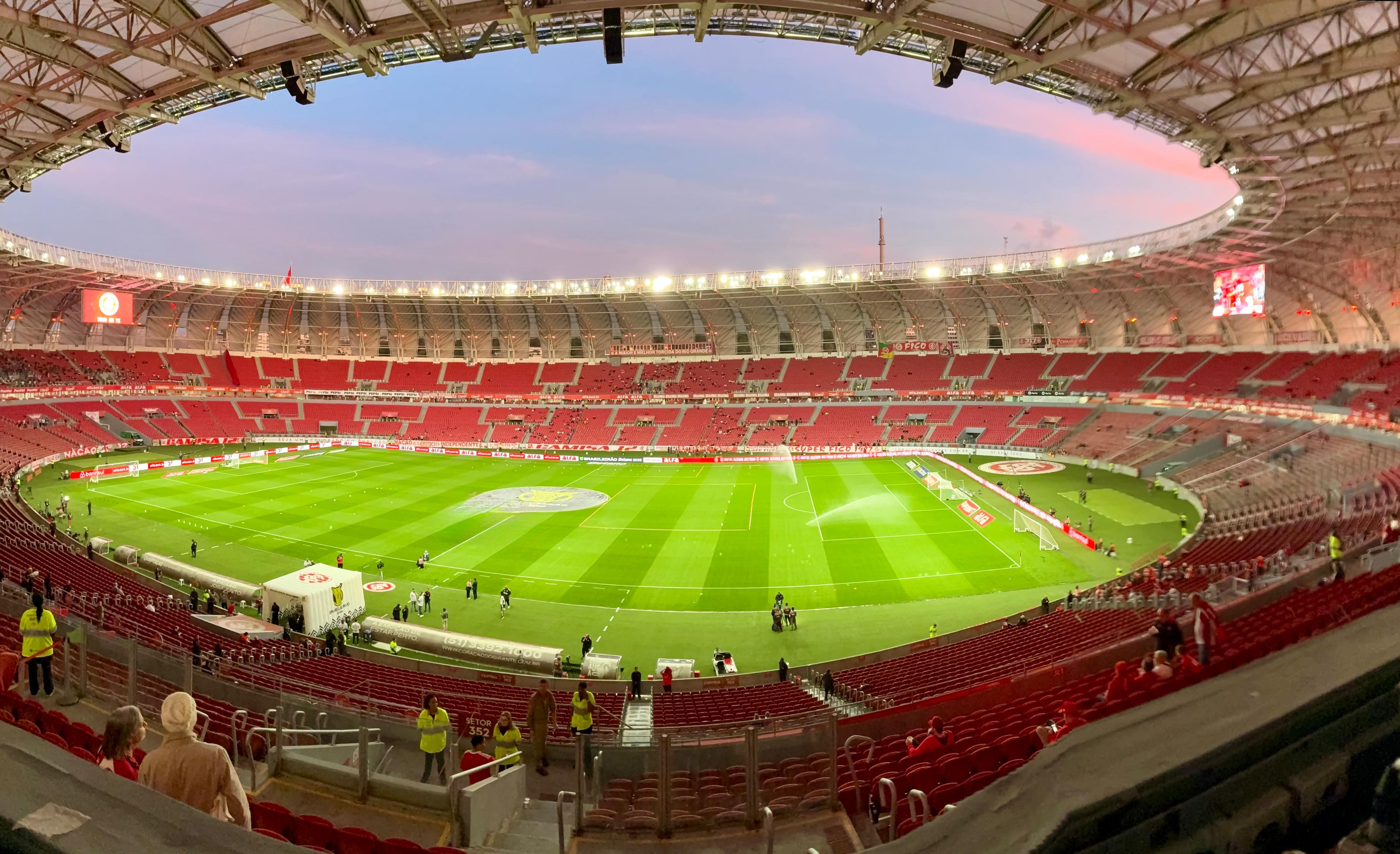 Internacional x Botafogo: onde assistir, horário e escalações