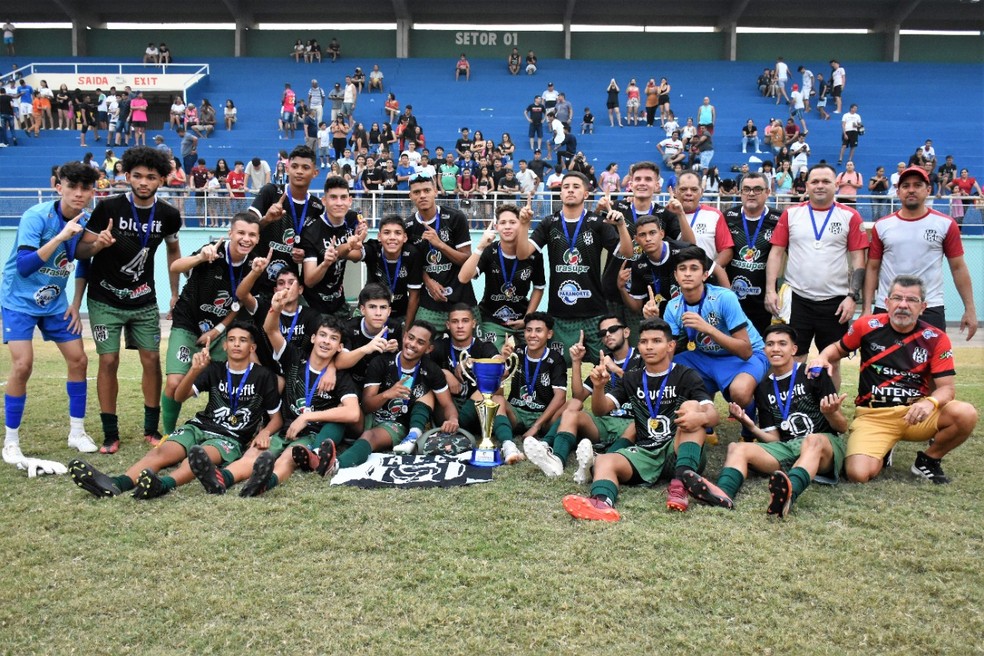 Portal Caparaó - Com manhuaçuense, Sub-18 do Palmeiras fatura Torneio na  Suíça