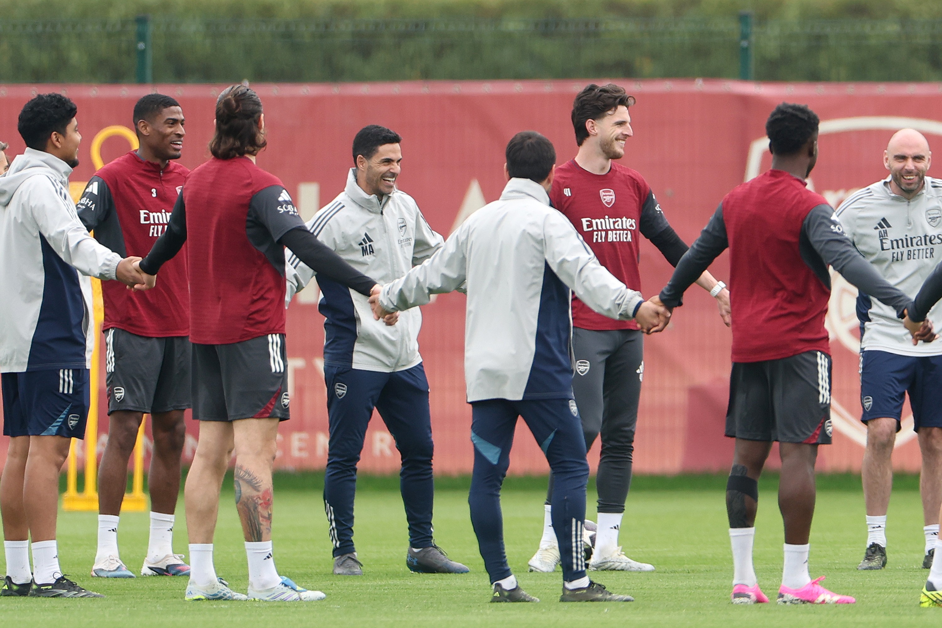 Arteta pede aumento do limite de jogadores relacionados na Premier League: “É pelo bem-estar”
