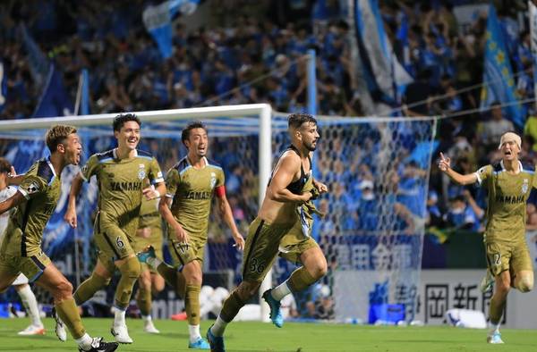 元バスコは日本選手権２部で英雄の日を過ごしている。 ビデオ | バスコ