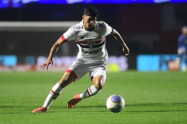 William Gomes renova contrato com o São Paulo até 2028.