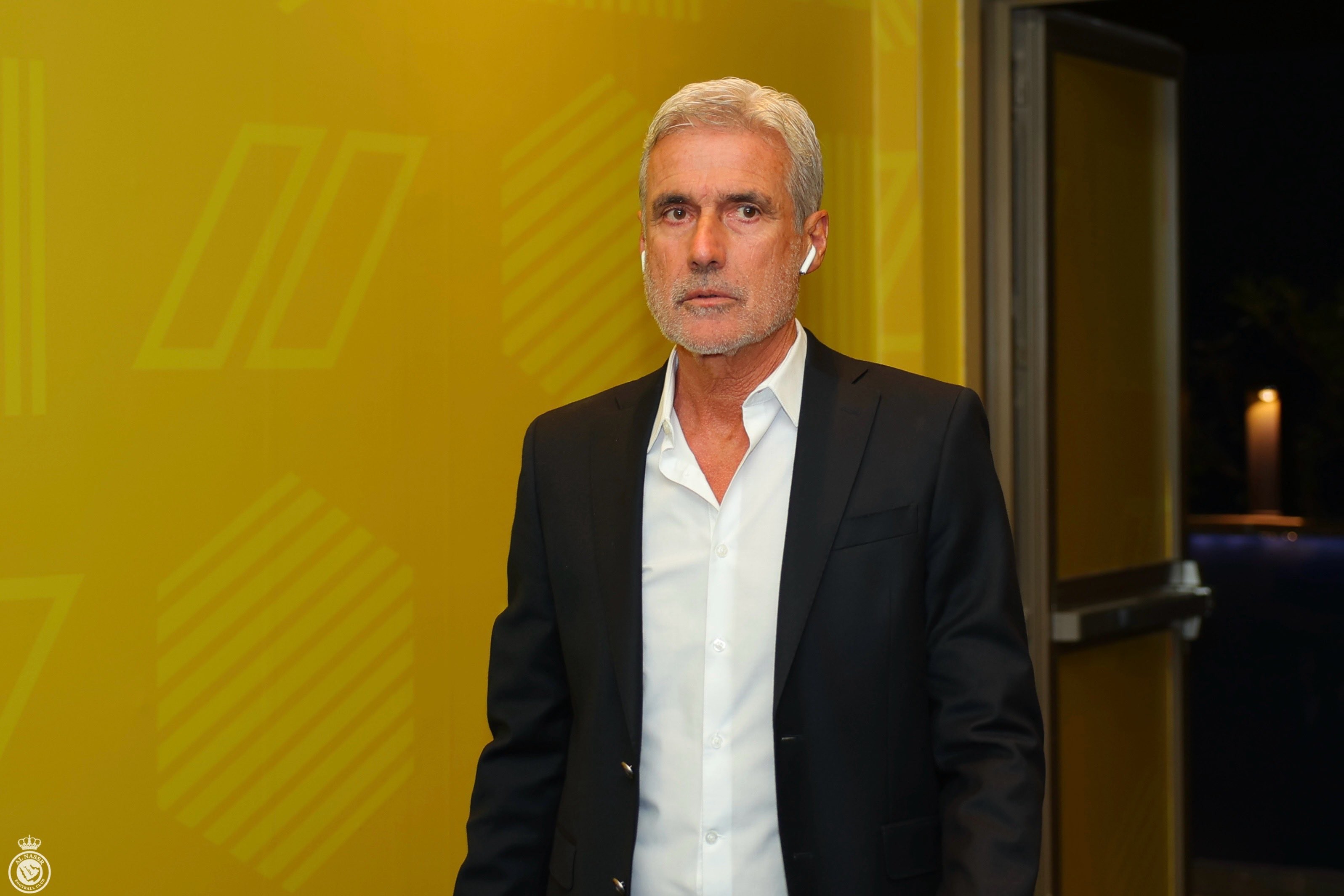 Grêmio avança em negociação e está próximo de fechar com Luís Castro