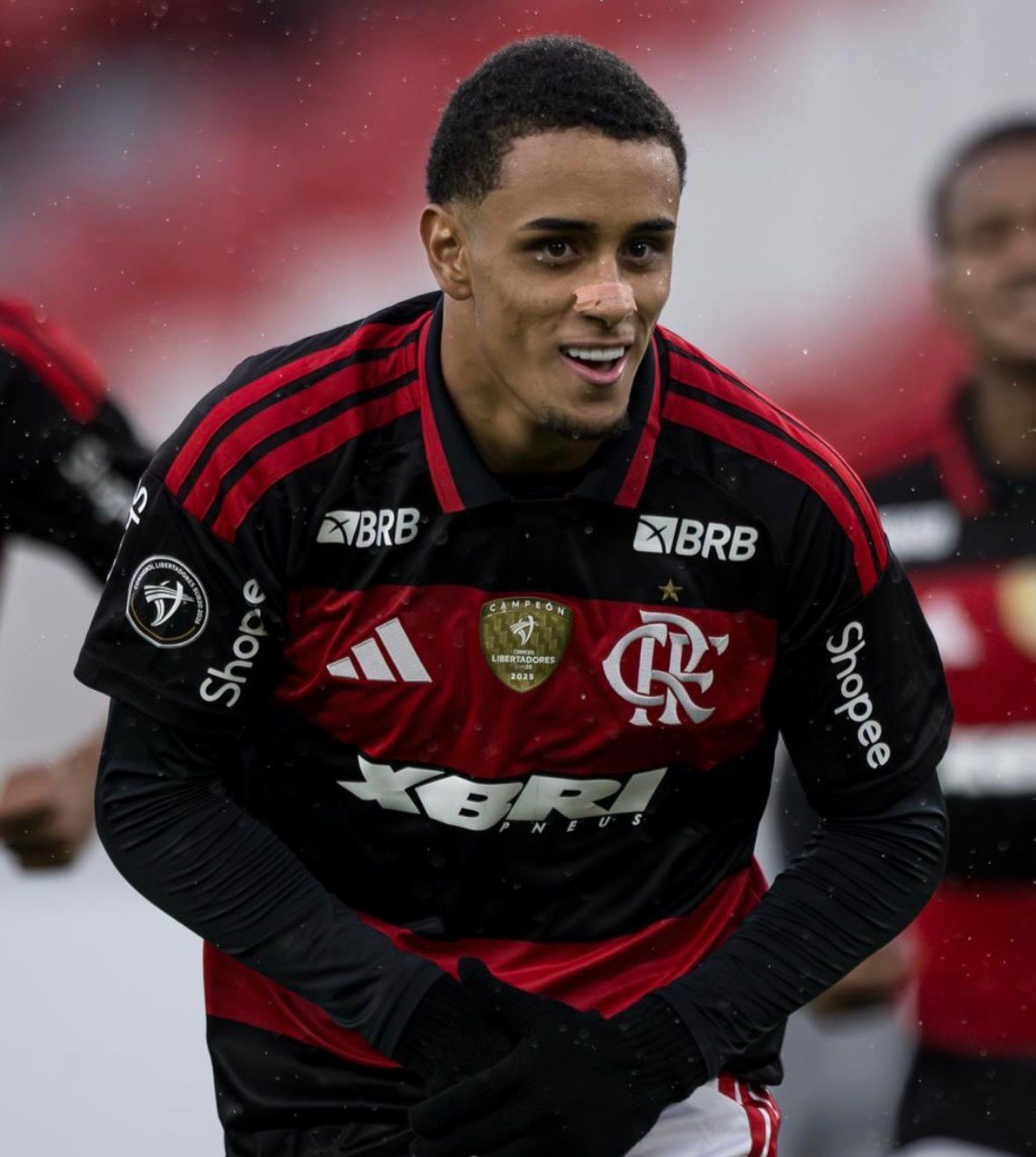 Flamengo recusa propostas da Europa, e Ryan Roberto deve sair de graça no ano que vem