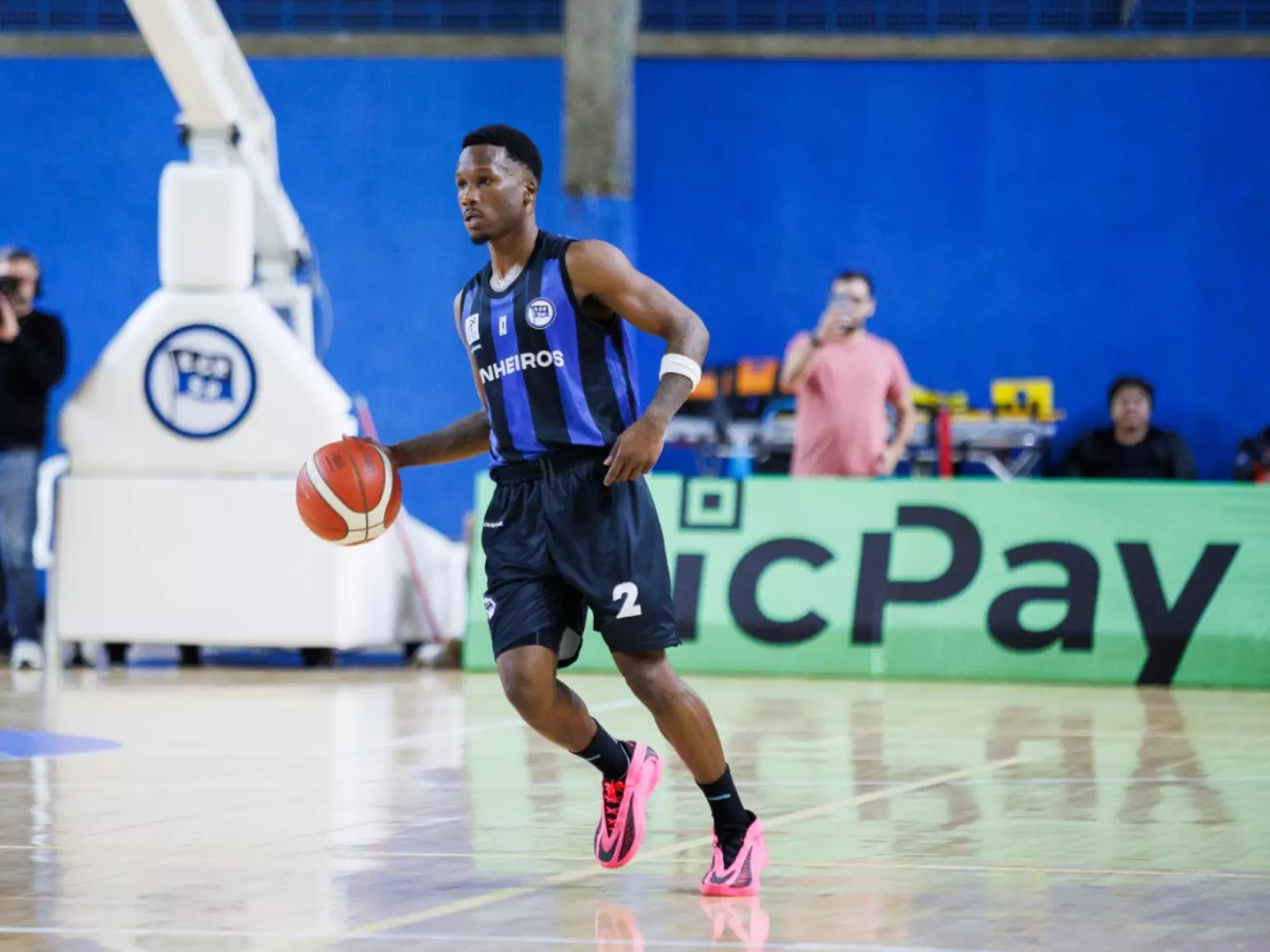 JJ faz 34 pontos, bate recorde pessoal, mas Osasco perde para o Pinheiros no NBB