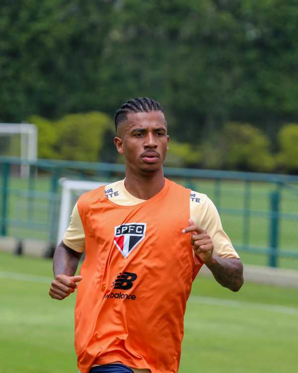 Marcos Antônio aproveita convocação de Bobadilla para conquistar lugar no São Paulo