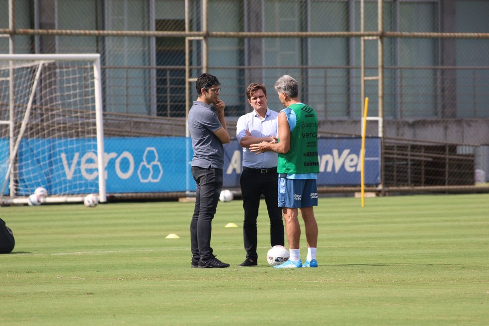 Luis Vivian Antônio Brum Renato Portaluppi Grêmio — Foto: João Victor Teixeira
