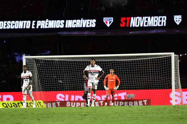 ATÉ LOGO! Despedida do Morumbi amarga derrota em temporada com recorde de público
