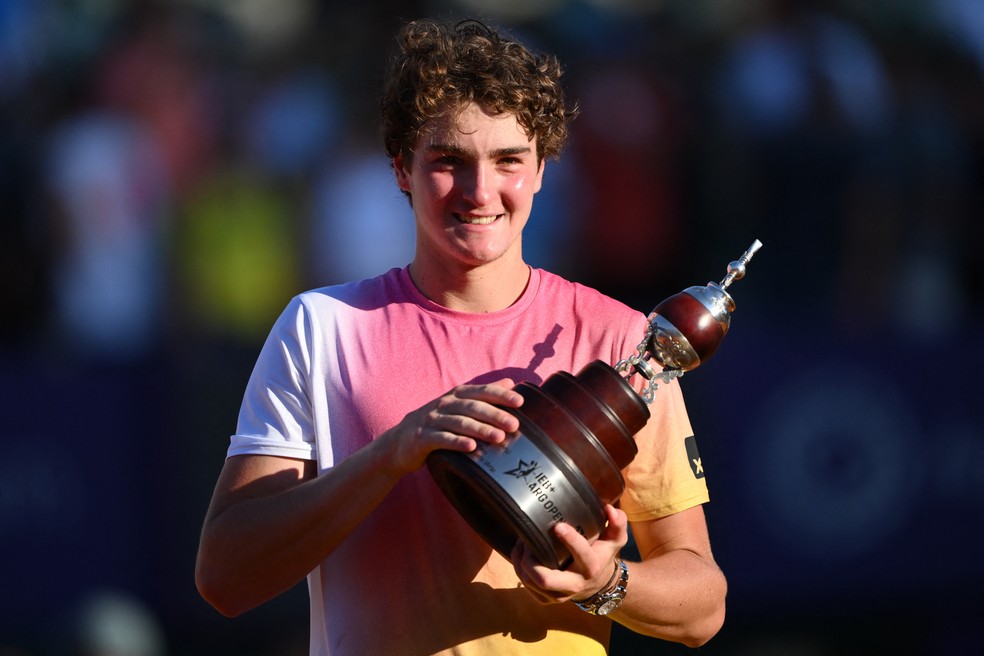João Fonseca campeão do ATP Buenos Aires — Foto: Luis Robayo / AFP