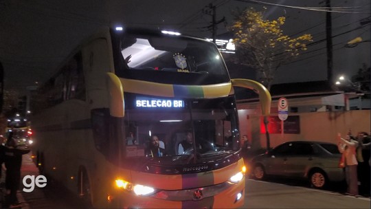 Brasil x Equador: veja a saída do ônibus da Seleção do hotel e a chegada ao Couto Pereira