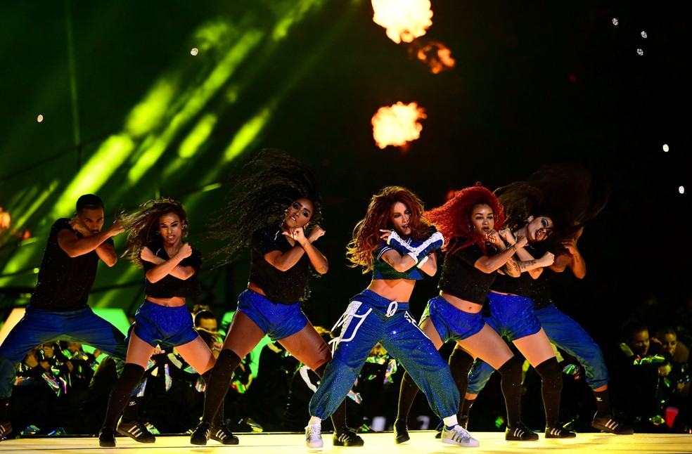 Anitta em show de abertura da final da Champions League 2022/23  Foto: AFP