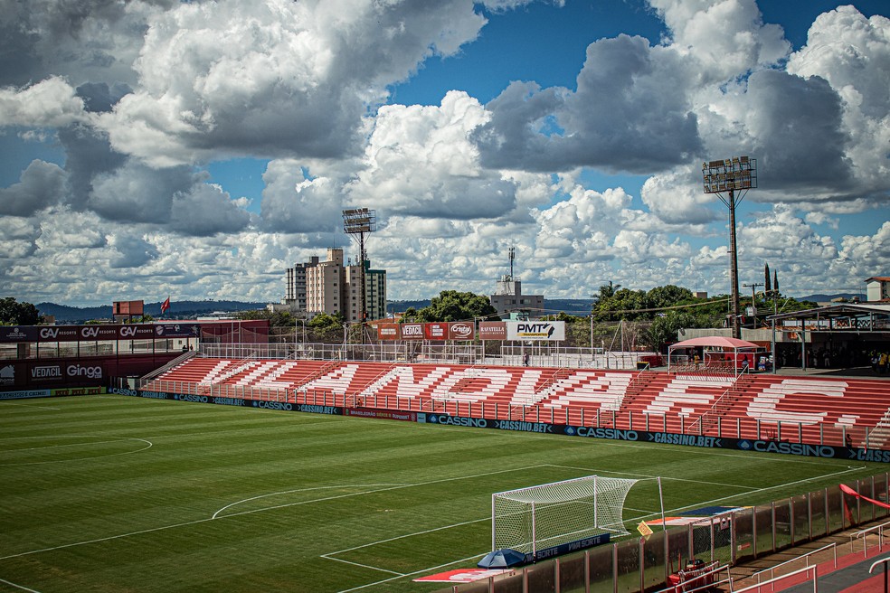Vila Nova e Athletic se enfrentam no OBA — Foto: Roberto Corrêa/VNFC